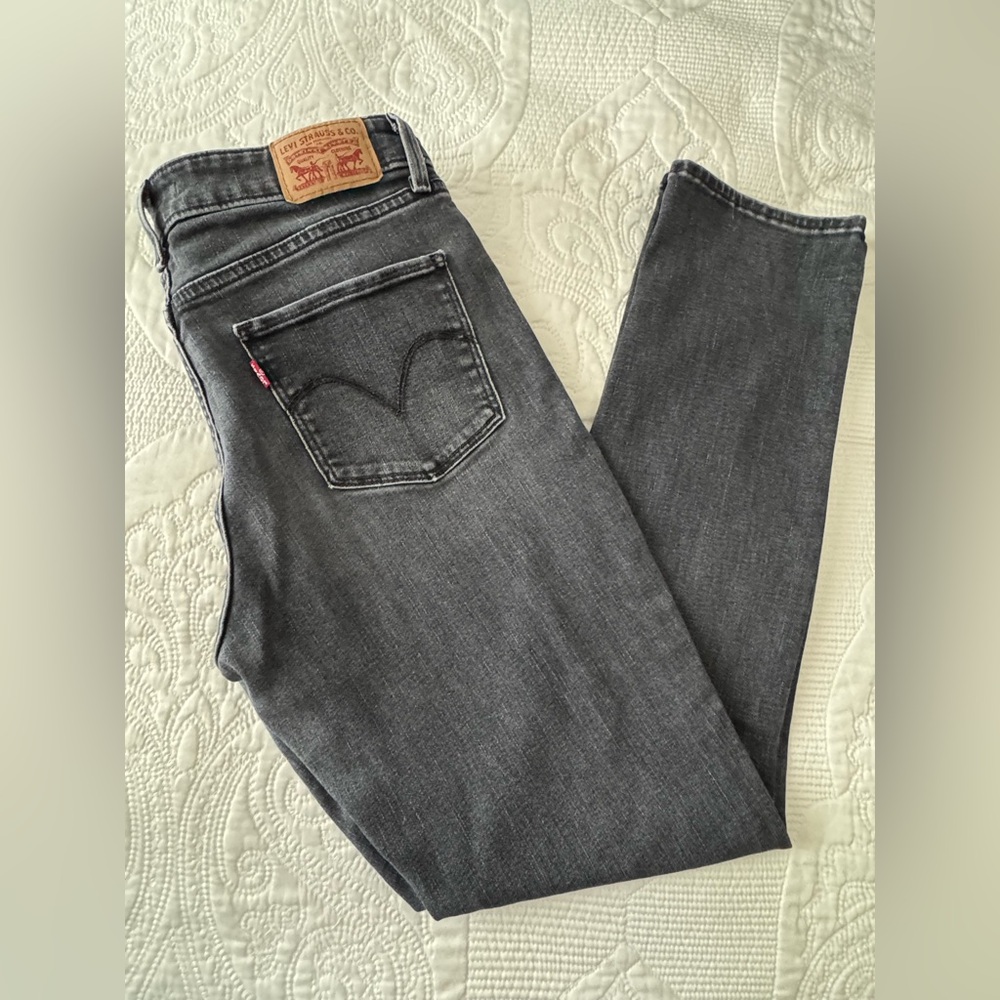 Levi's Women’s Classic Mid Rise Skinny black jeans size 10